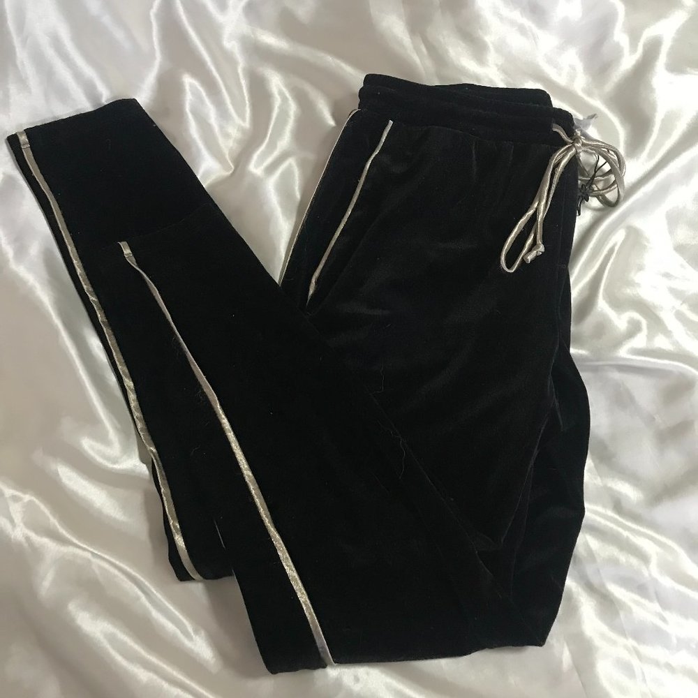 BCBGeneration black velvet sweatpants